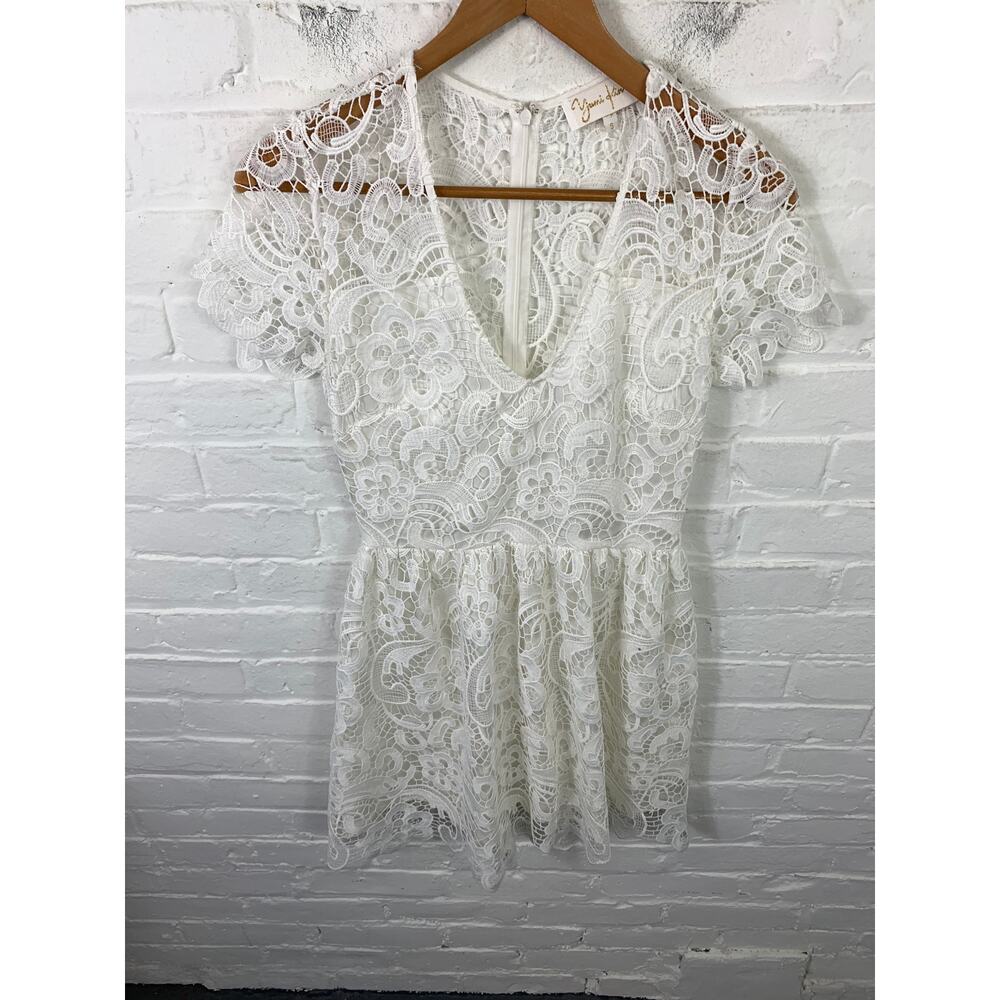 Yumi Kim Women's V-Neck Lined Lace Mini Dress Short Sleeve White Size Small
